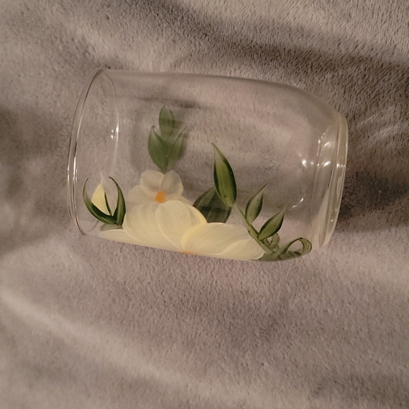 5 Small Hand Painted Glasses - Picture 7 of 7